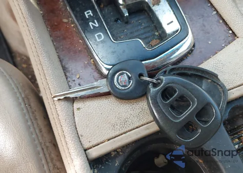 2007 Cadillac Srx V6 из США, поврежденный, VIN 1GYEE637470171602